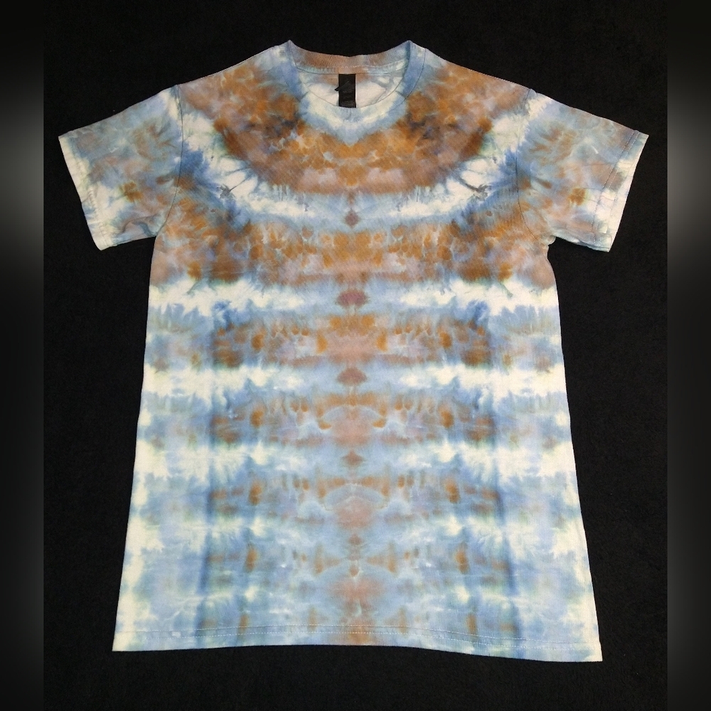 Periwinkle Blue And Beige Rolled Ice Dye Tie Dye T Shirt ~ Sz S
